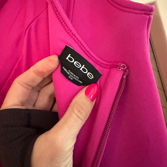 Bebe Fushsia Mermaid Style Gown with Train M - Picture 5 of 8